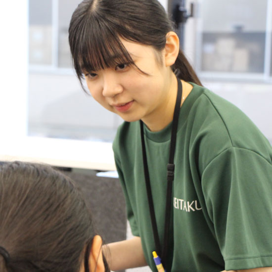 麗澤大学の先輩学生