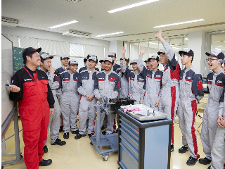トヨタ神戸自動車大学校